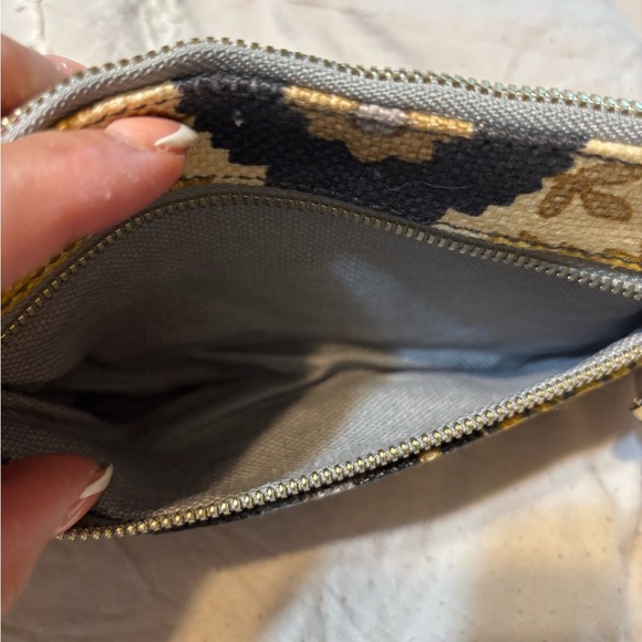 Spartina Linen Patterned Wristlet - Picture 7 of 12